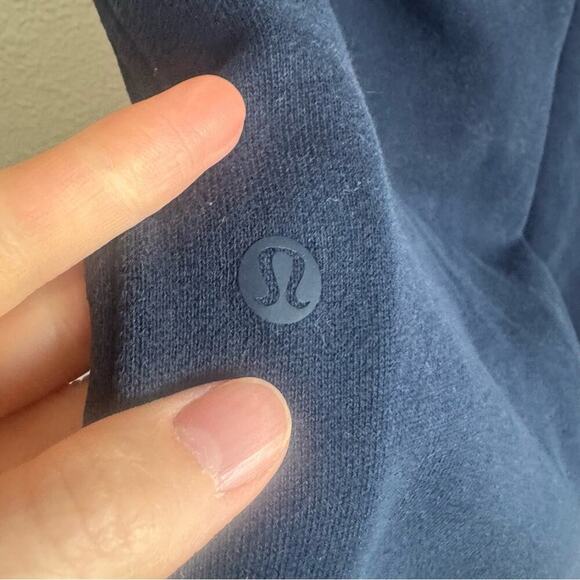 Lululemon Scuba Mid-Rise Wide-Leg Sweat Pant *Full Length Size 0 Navy Blue - Picture 8 of 10